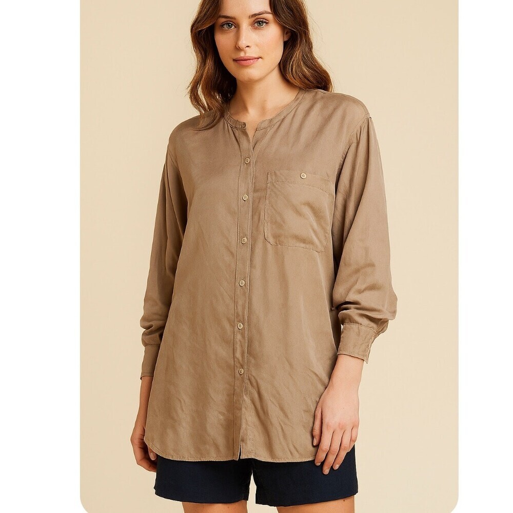 Bogari Vintage Silk Blouse in sandy Beige, Size M Button down business casual